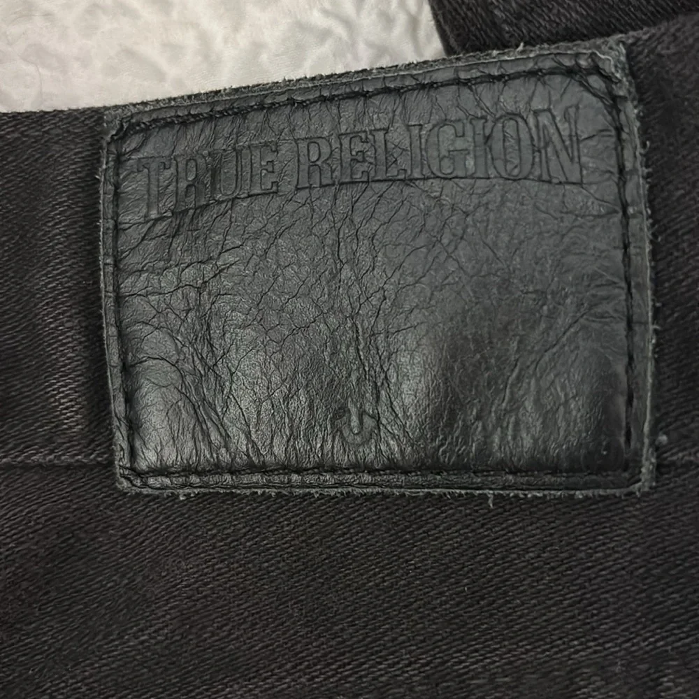 True Religion Ricky W/Flaps Relaxed Straight Jean
